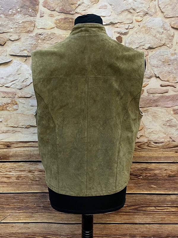 „Rückseite Trachtenweste Leder grün klassisch Herren“