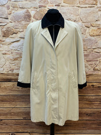 Secondhand Trenchcoat für Damen beige/schwarz ca.Gr.44 Vintage