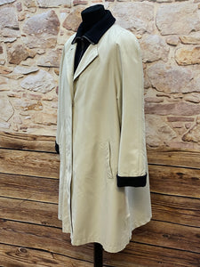 Secondhand Trenchcoat für Damen beige/schwarz ca.Gr.44 Vintage