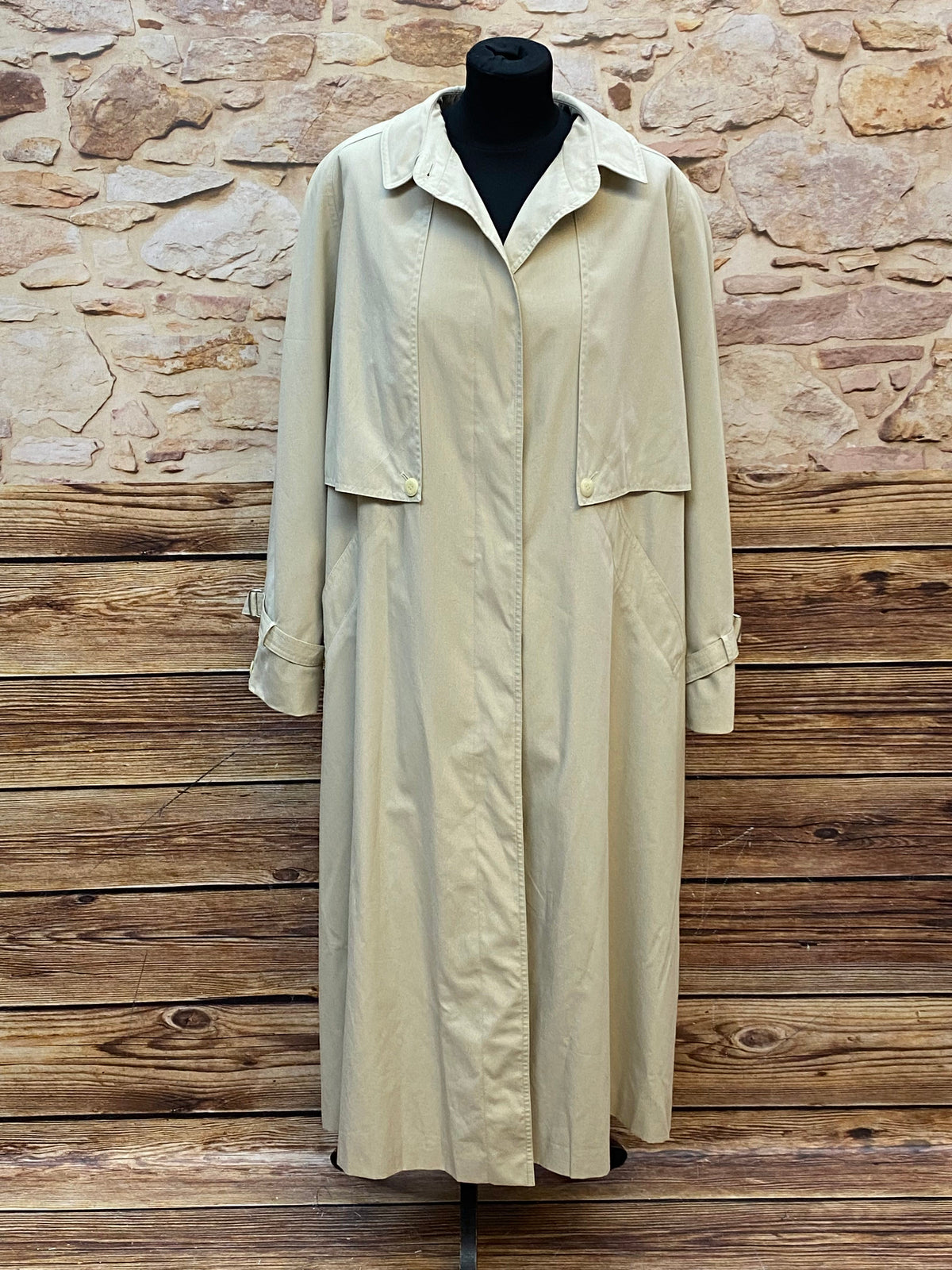 Klassischer Trenchcoat für Damen in Größe 50