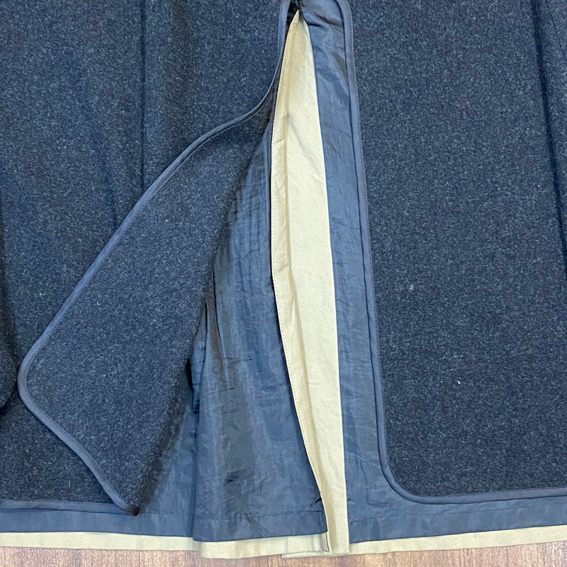 Langer Secondhand Trenchcoat für Herren beige Gr.48 Vintage