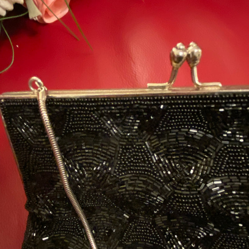 Vintage Abendtasche mit Pailletten und Perlenstickerei
