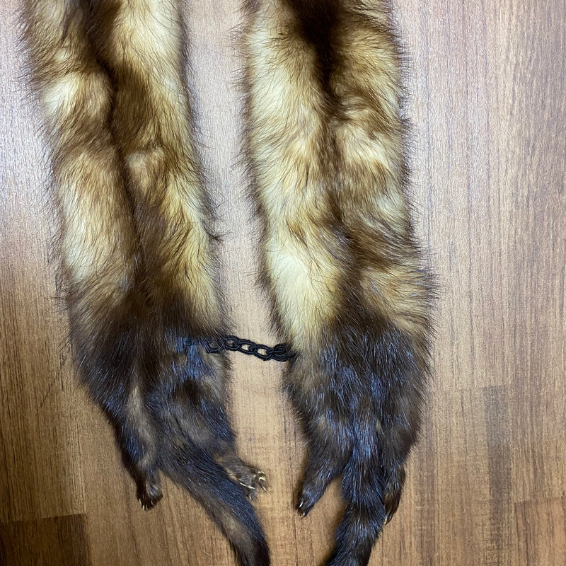 Vintage Kragen Schal 1950er Jahre, Pelz, Vintage Kleidung, Ganzkörper mit Köpfen und Beinen