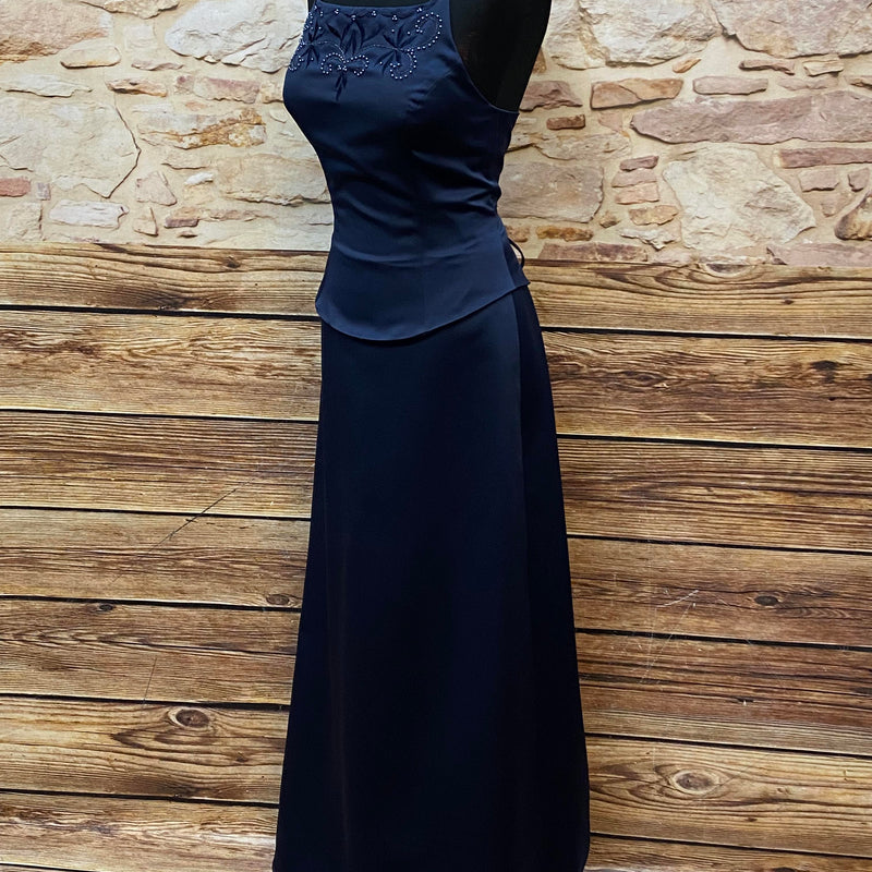 „Seitenansicht dunkelblaues Vintage Maxikleid figurbetont festlich“