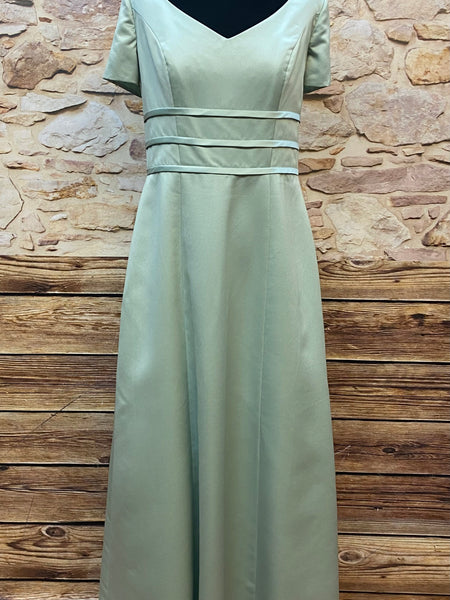 „Vintage Abendkleid mintgrün lang mit V-Ausschnitt und kurzen Ärmeln“