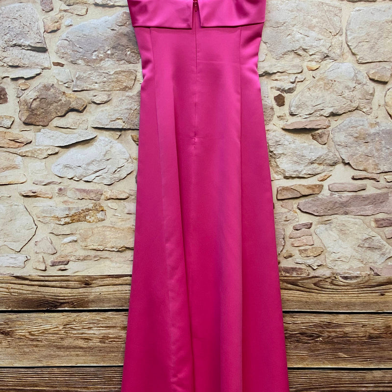 „Rückansicht Vintage Abendkleid pink lang mit Reißverschluss“