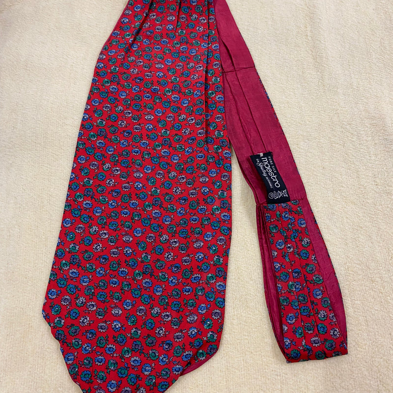 „Vintage Ascot Krawatte aus Seide in Rot mit floralem Muster“