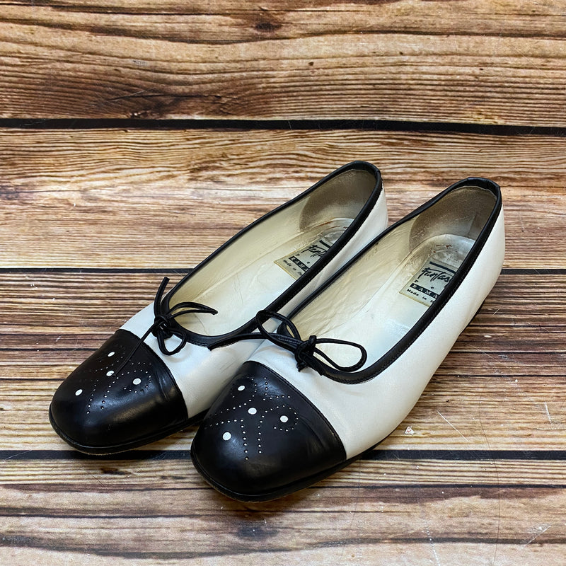 Vintage Ballerinas Fantasy Paris in Schwarz-Weiß, Größe 39,5, Vorderansicht