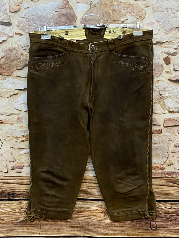 „Vintage Beckert Lederhose dunkelbraun Größe 48 mit dezenter Stickerei und Kniebundform“