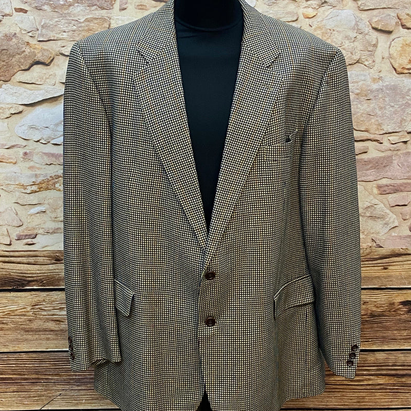 Vintage Blazer von Francesco Medici in Größe 60, gemustert in Beige-Blau, gefertigt aus Seide und Schurwolle, mit zwei Knöpfen und klassischem Revers.