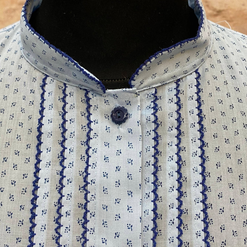 Vintage Bluse Damen Gr. 42 Hellblau Stehkragen Retro Stil, Ansicht 2