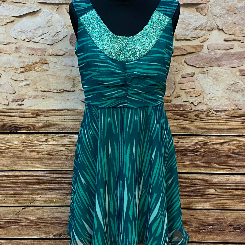 „Vintage Cocktailkleid türkis mit Pailletten Ausschnitt Größe 40 elegant“