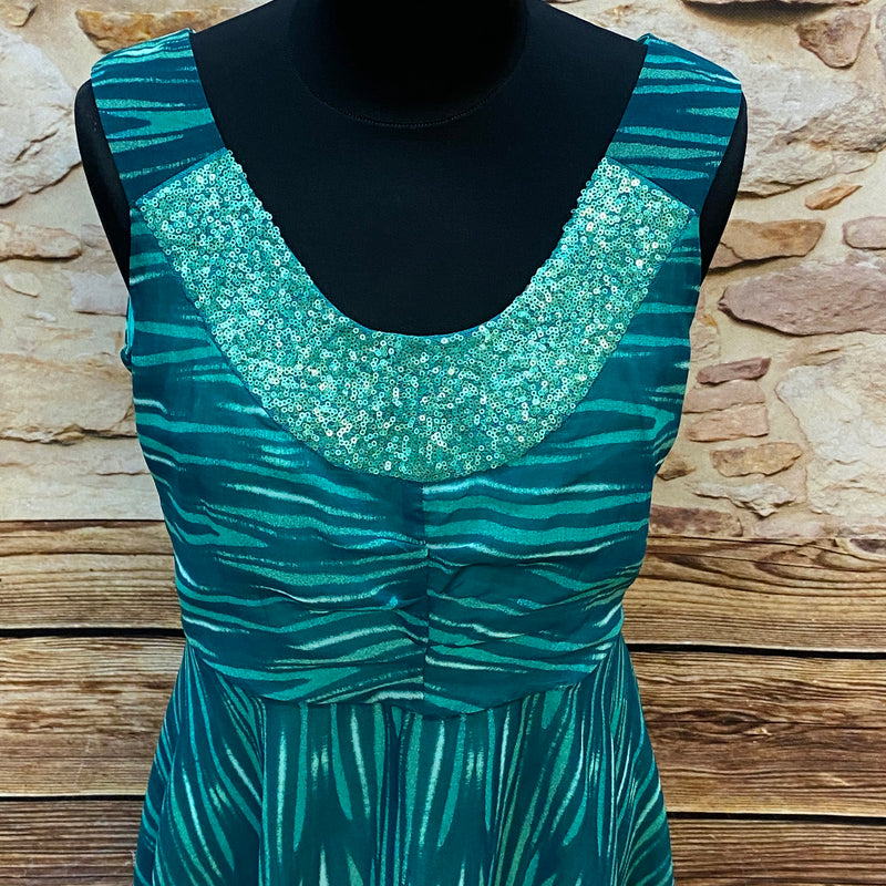 „Vintage Kleid türkis Detail Pailletten Dekolleté schimmernd“