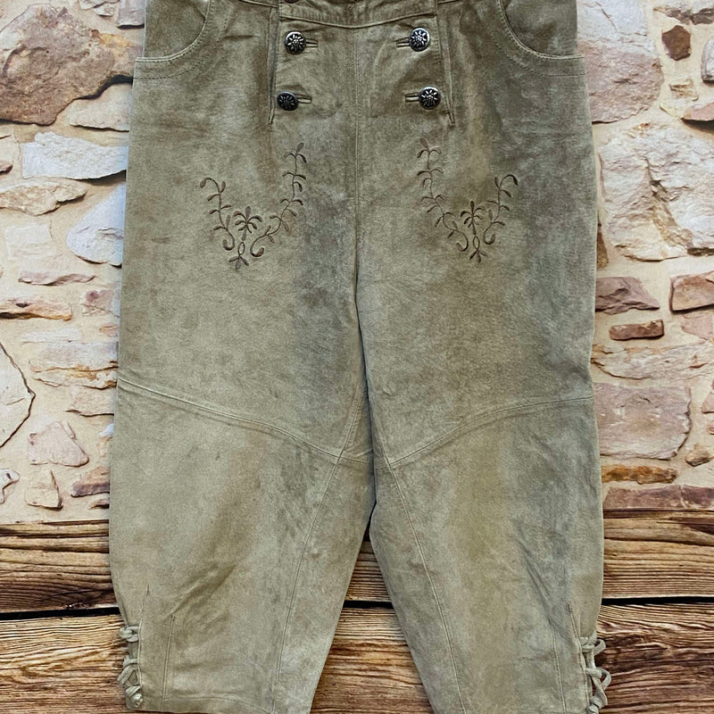 Vintage Damen Kniebundlederhose Landhaus Größe 44 aus beige-grauem Schweinsveloursleder mit Edelweiß-Knöpfen und Stickerei