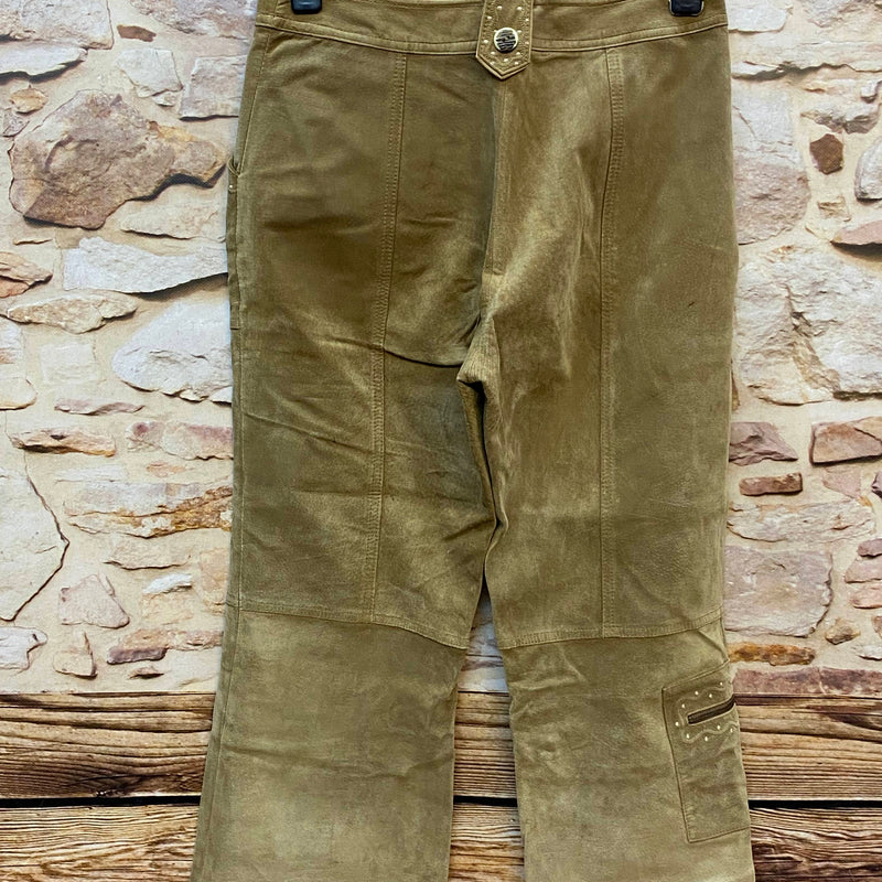 „Gefütterte Damen Lederhose Vintage Gr. 40 mit geradem Schnitt und Trachtendetails“