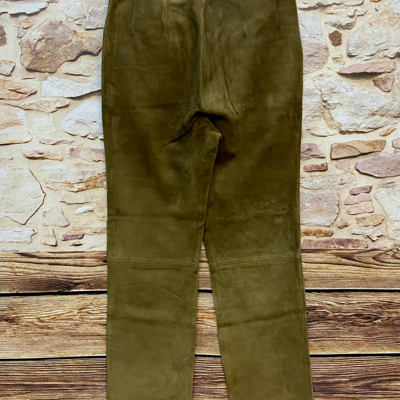 „Vintage Trachtenhose Damen aus Echtleder in Khaki Braun mit geradem Bein und Futter“