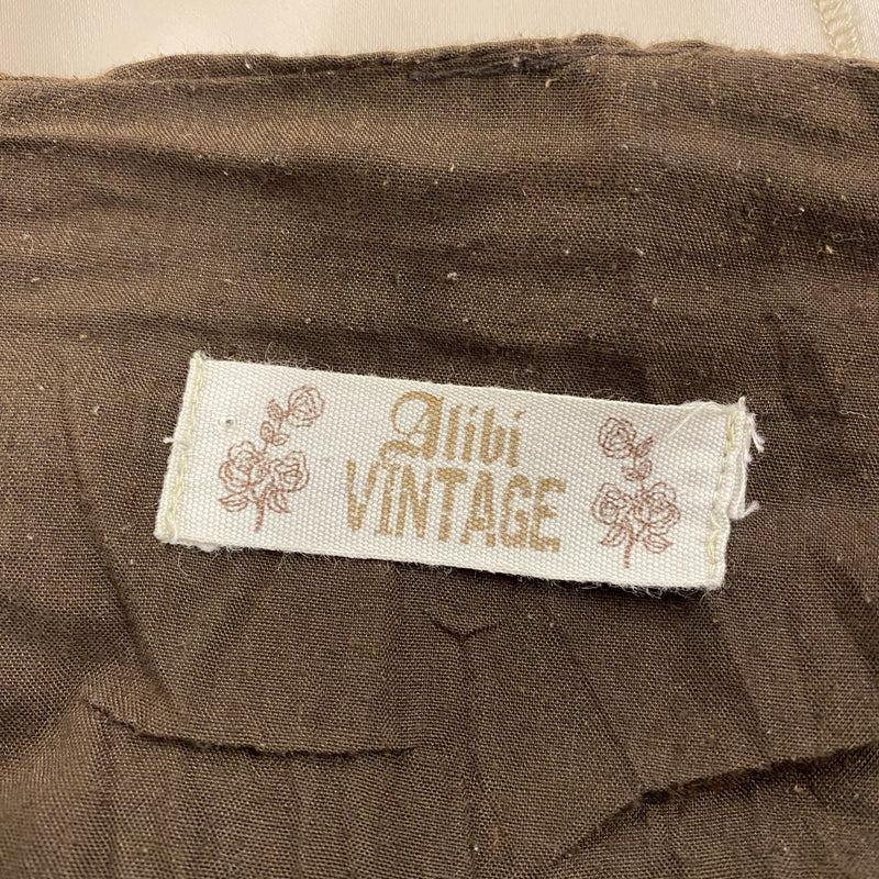 Damen Vintage Outfit Gr. 44 mit Rüschenbluse, langem Rock, Hut und Handschuhen, Ansicht 7