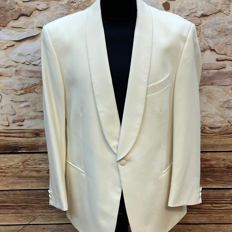 „Elegantes Vintage Dinner Jacket Creme mit Schalkragen Vorderansicht Herren Sakko“