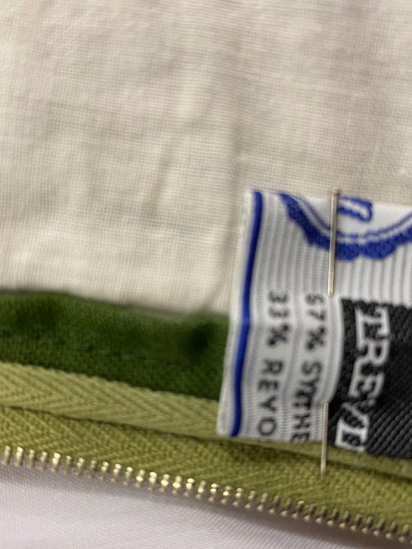 Bild 6: Detailansicht Vintage Dirndl mit Reißverschluss und Herstelleretikett