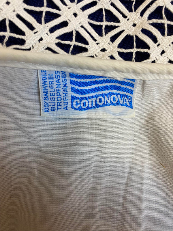 Vintage Salzburger Dirndl Gr. 36 - Blau mit Schnürung, Bluse & rosa Schürze, Ansicht 8
