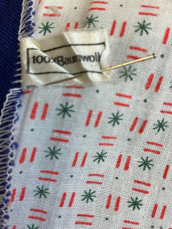 Vintage Austria Dirndl Gr. 38 – Blau mit Blumenstickerei, Bluse & rosa Schürze