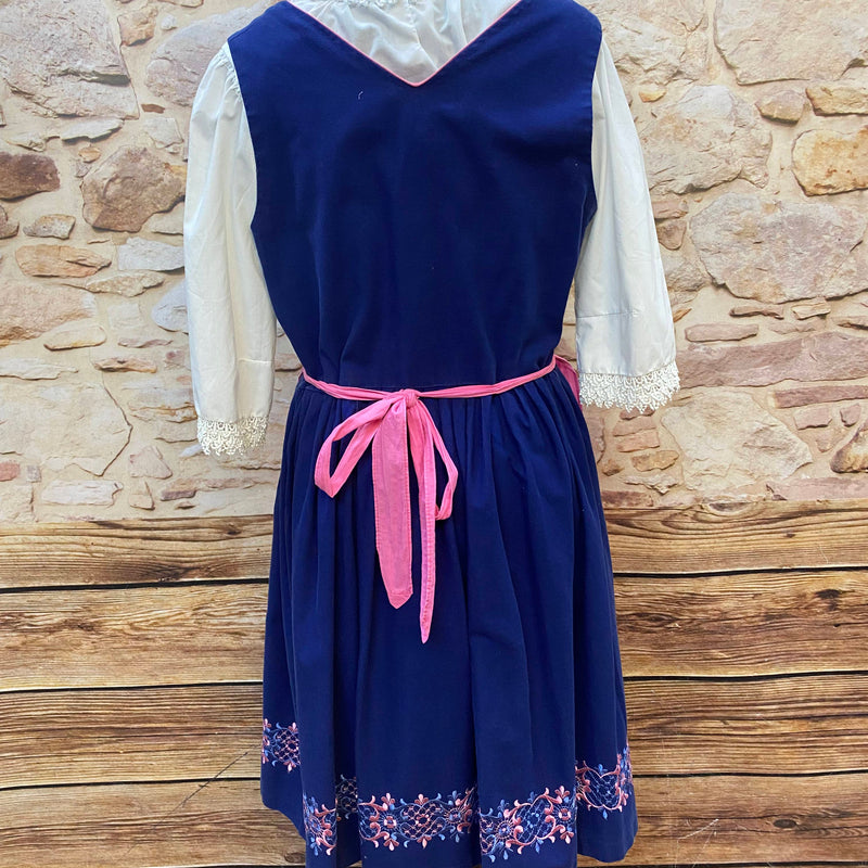 Vintage Dirndl Gr. 46/48 Dunkelblau bestickt mit Bluse & rosa Spitzenschürze, Ansicht 3