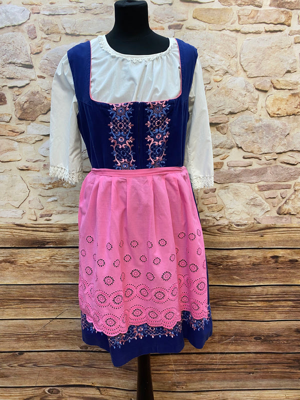 Vintage Dirndl Gr. 46/48 dunkelblau bestickt mit weißer Bluse und rosa Spitzenschürze