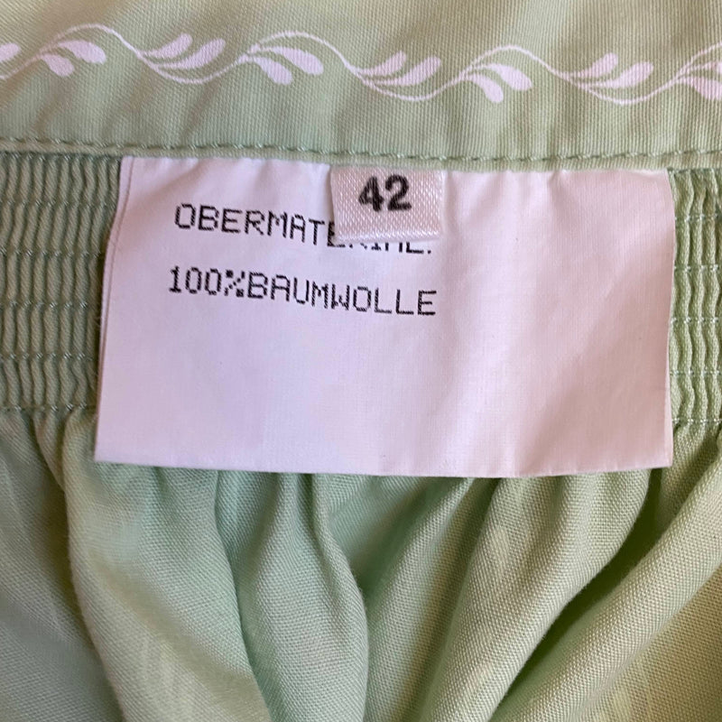 Vintage Dirndl hellgrün Gr. 42 – 3-teilig mit Bluse & Schürze