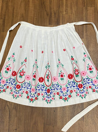 Dirndl-Schürze Damen – Weiß, handbestickt, 47 cm, Baumwolle, vintage