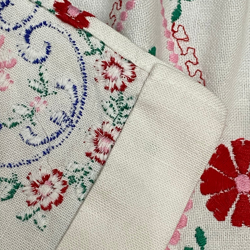 Dirndl-Schürze Damen – Weiß, handbestickt, 47 cm, Baumwolle, vintage