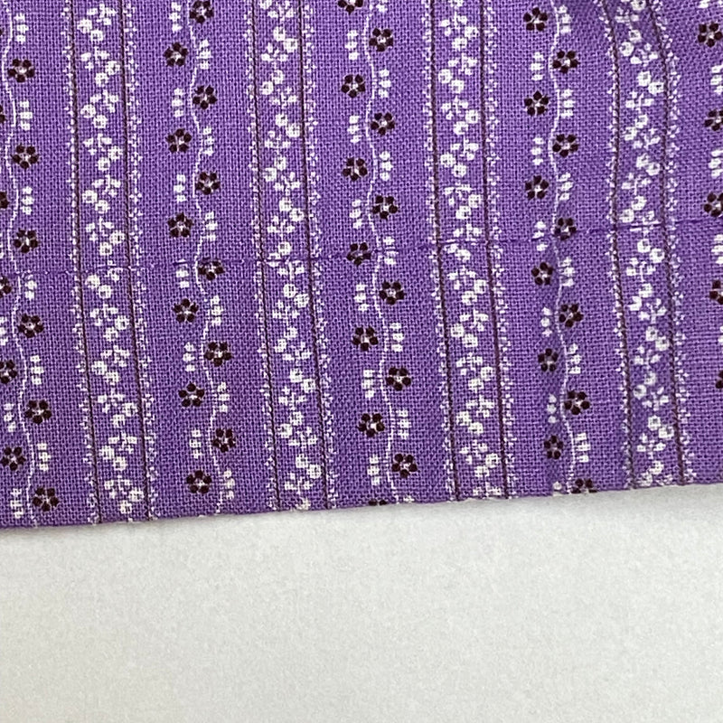 Dirndl-Schürze Damen – Flieder, weiße Ranken, 57 cm, Baumwolle, vintage