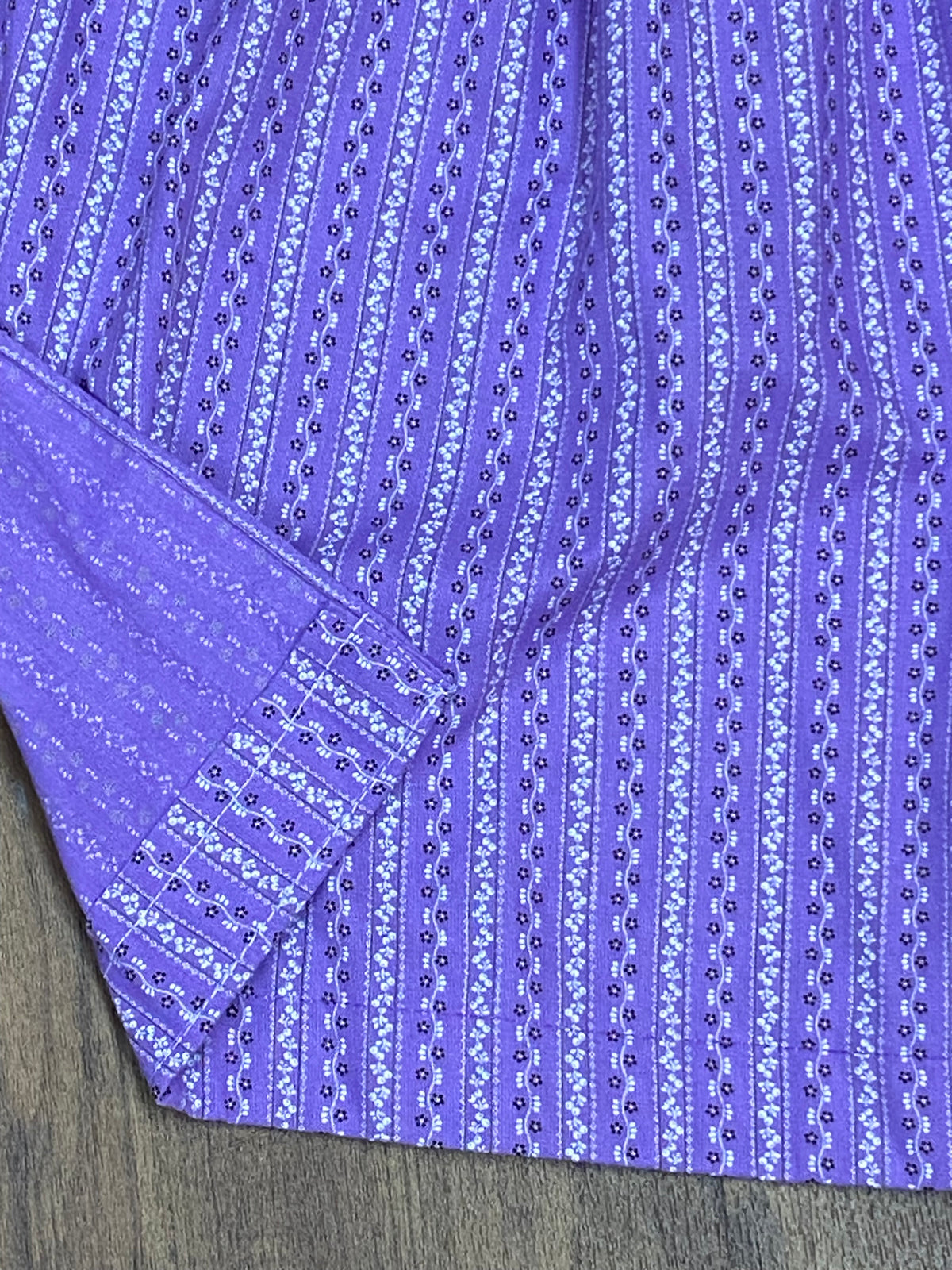 Dirndl-Schürze Damen – Flieder, weiße Ranken, 57 cm, Baumwolle, vintage