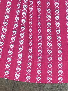 Vintage Dirndlschürze Trachten-Schürze in dunklen rosa  Länge  63 cm