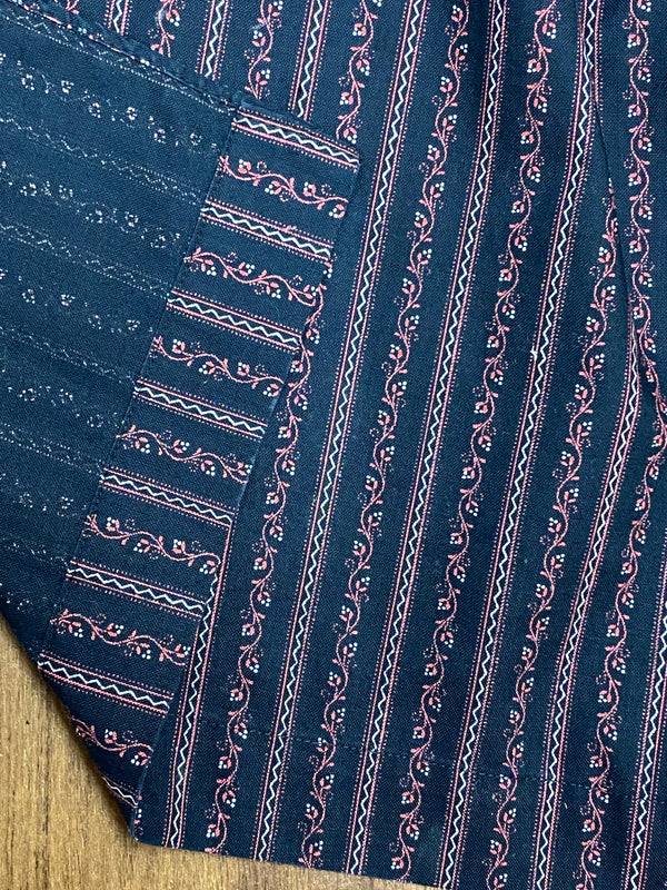 Dirndl-Schürze Damen – Schwarz mit roten Ranken, 75 cm, Baumwolle, Vintage von Hanne Modell