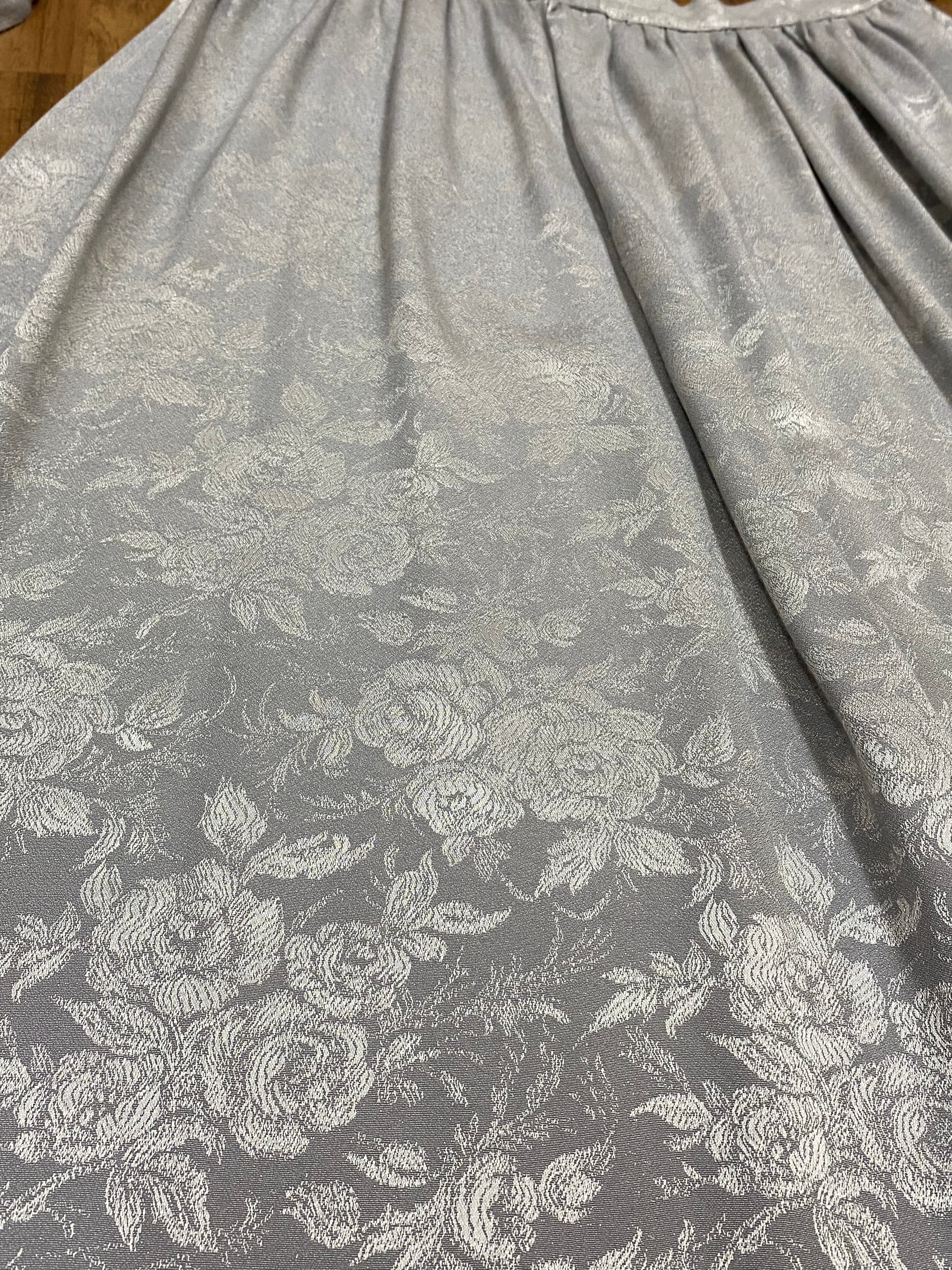 Lange Vintage Dirndl-Schürze für Trachtenkleid in silber/grau 93 cm lang
