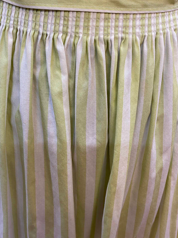 „dirndl schürze vintage hellgrün weiß muster baumwolle“