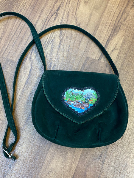 Vintage Dirndltasche aus dunkelgrünem Wildleder mit Entenmotiv