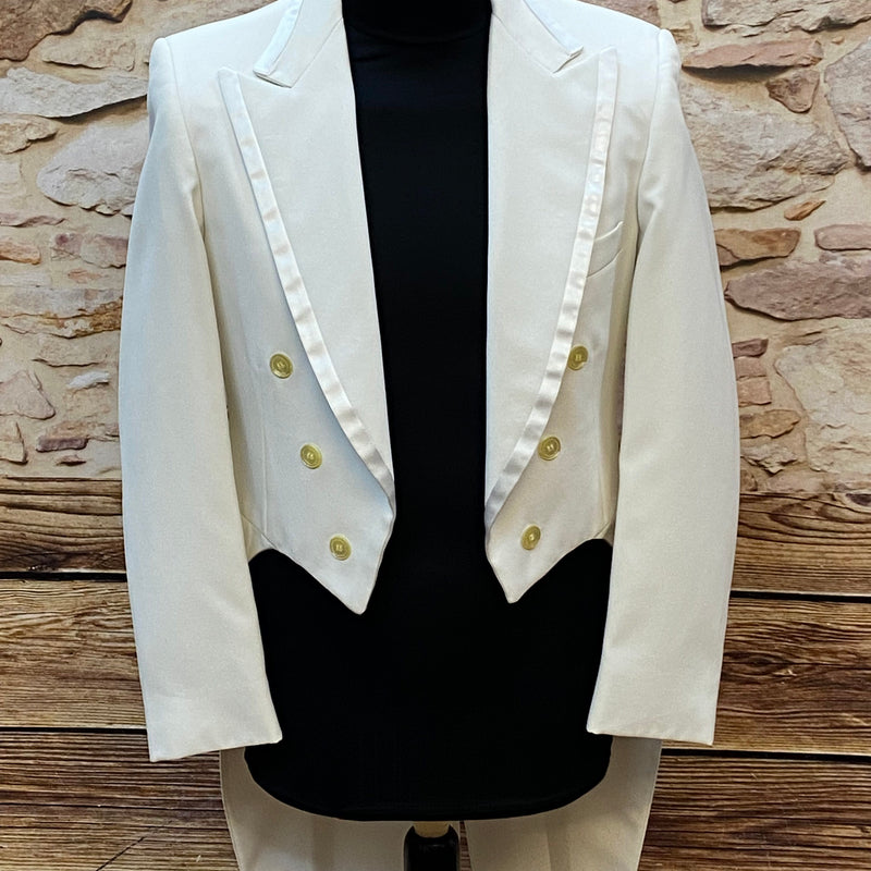 „Weißer Vintage Frack von Lord West – Vorderansicht“