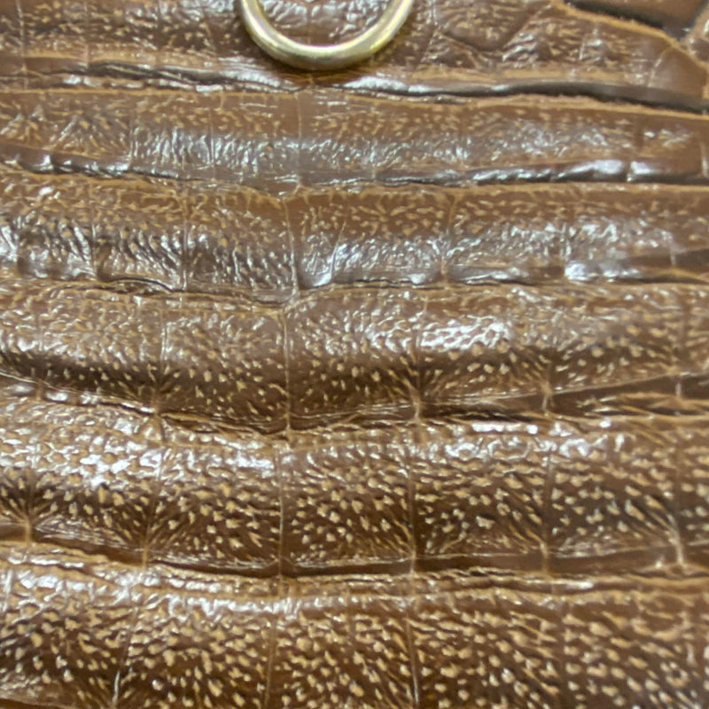 Braune Vintage Handtasche mit glänzender Kroko-/Reptilleder-Struktur, goldfarbenem Bügelverschluss und schwarzem Innenfutter Ansicht 5