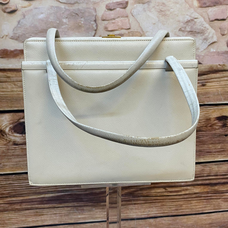 Cremefarbene Vintage Handtasche mit zwei Henkeln, goldfarbenem Verschluss und Innenfach Ansicht 3