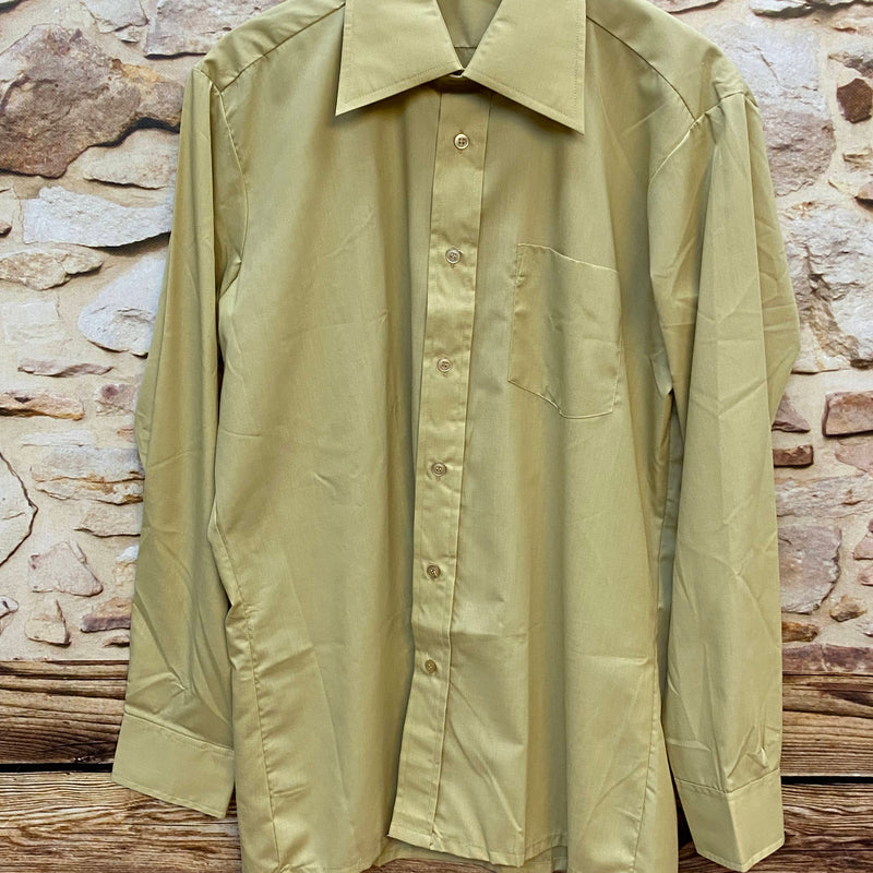 „Vintage Herrenhemd grün Größe 39 70er Kragen olivgrün“