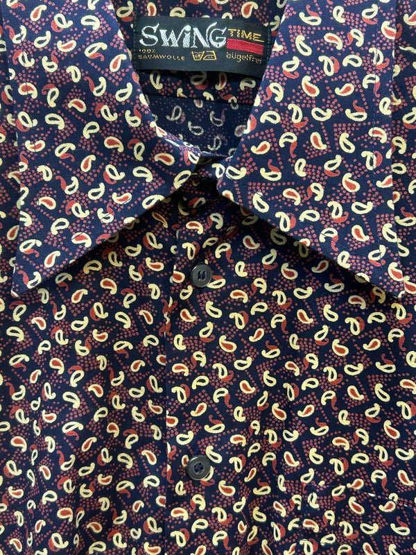 „Vintage Hemd Herren Paisley Muster Detail Kragen“