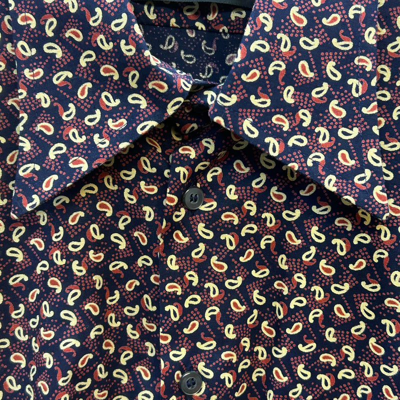 „Vintage Hemd Herren Paisley Muster Detail Kragen“