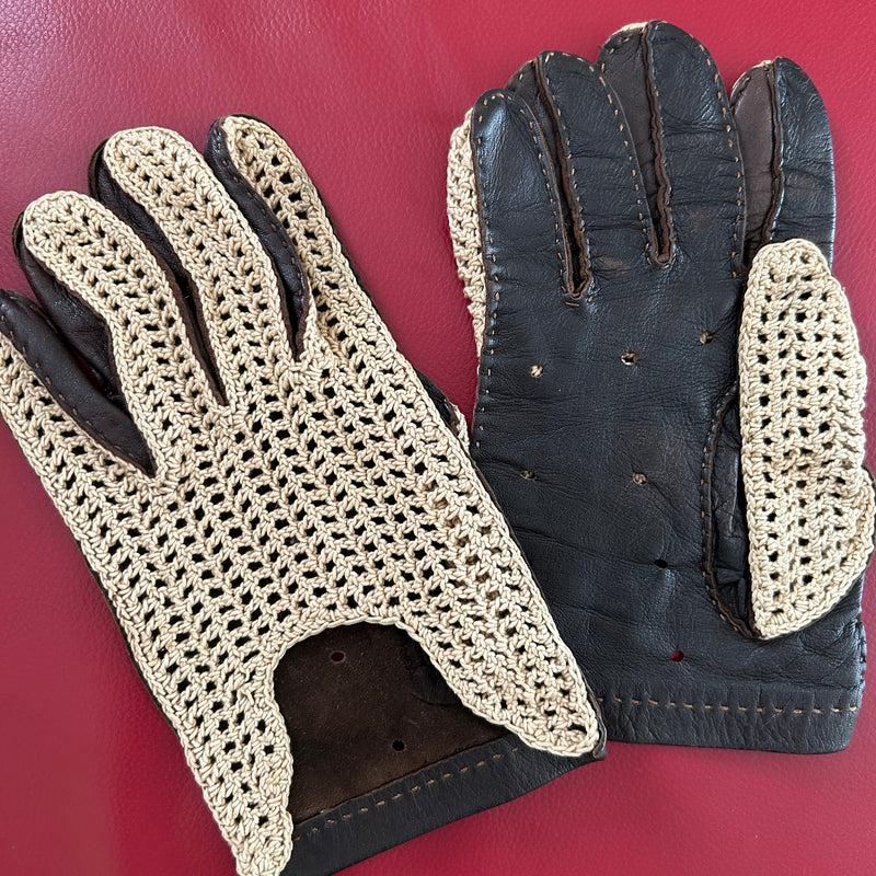 Vintage Herren-Autohandschuhe aus dunkelbrauem Leder mit beigem Häkelrücken, Größe 11, sehr gut erhalten