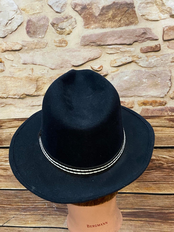 Schwarzer Vintage Fedora von Pigalle mit schwarz-weißem Hutband und geformter Krone, Ansicht 3