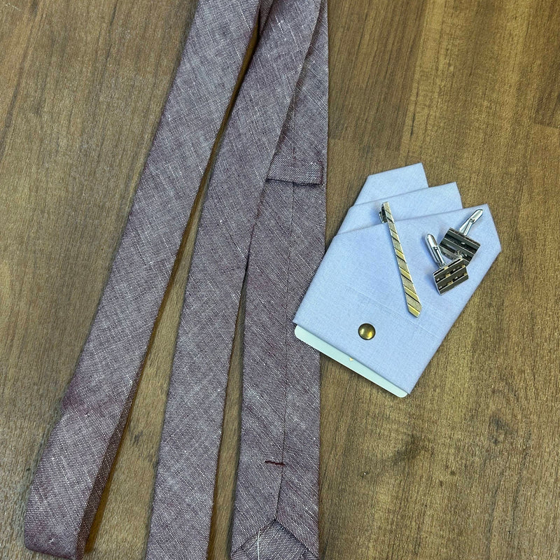 Vintage Accessoires Set Herren mit Krawatte, Einstecktuch, Krawattennadel und Manschettenknöpfen
