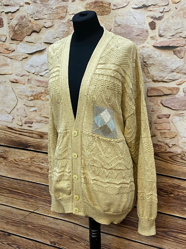 „Beige Retro Herren Cardigan von Angelo Litrico mit geometrischem Muster“