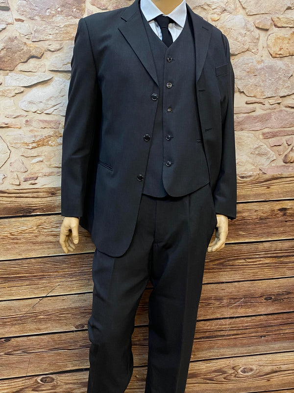 „Vintage Herrenanzug aus reiner Schurwolle – klassisches 3-teiliges Outfit mit Hemd und Weste“