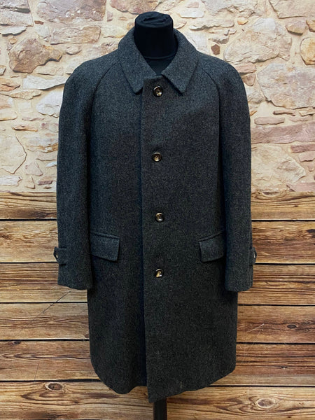 „Vintage Herrenmantel Interformodel Berlin grau Größe 52 Vorderansicht“