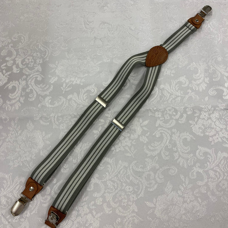 „Vintage Hosenträger grau weiß gestreift in Y-Form mit braunem Lederbesatz“